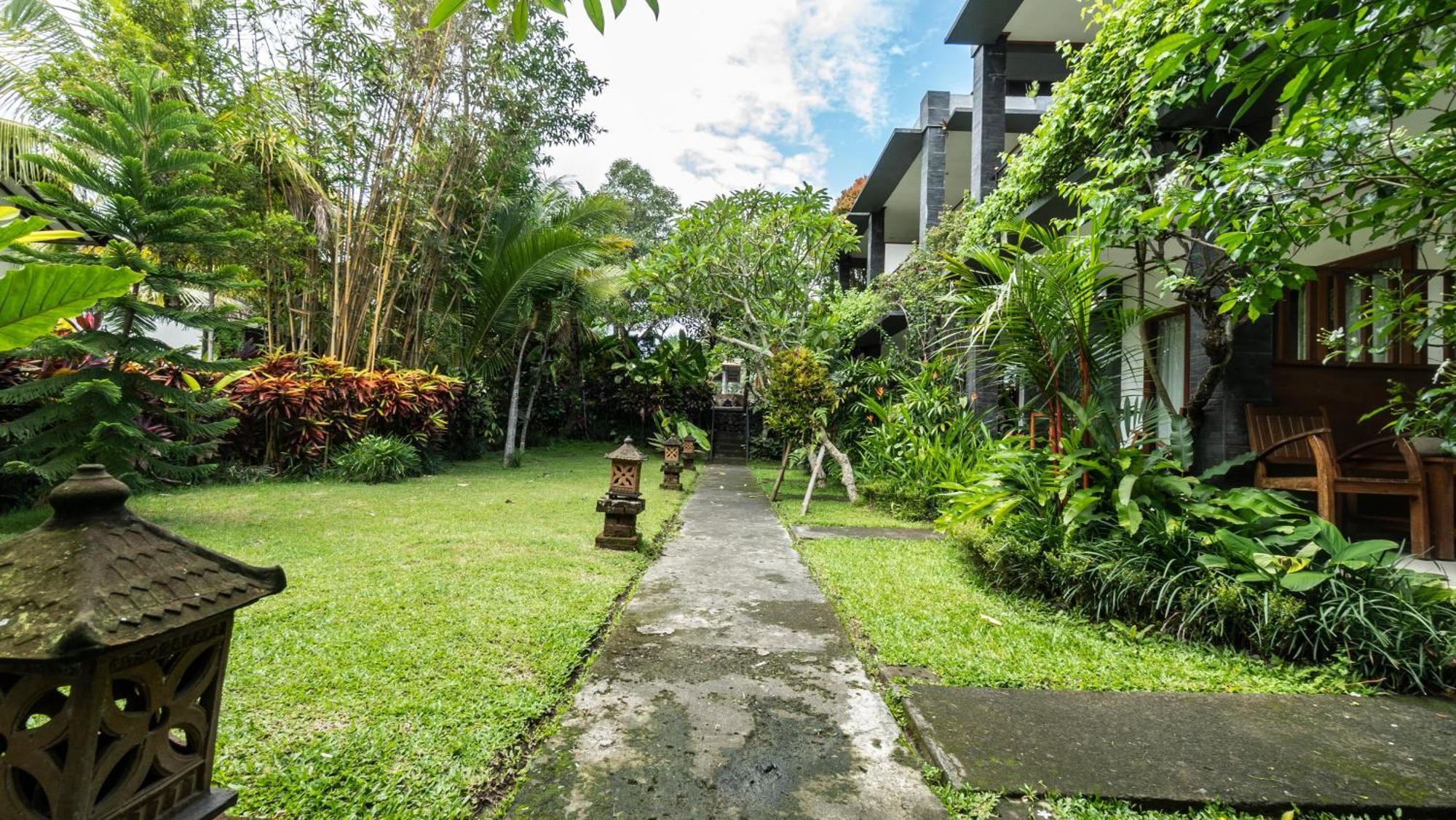Gita Maha Ubud Hotel By Mahaputra-Chse Certified Exterior foto